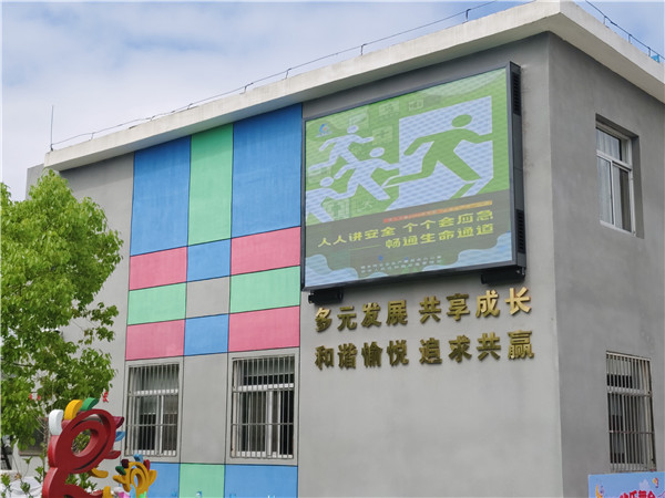 baf90c68048a4b5399b25a68493eada2.jpg