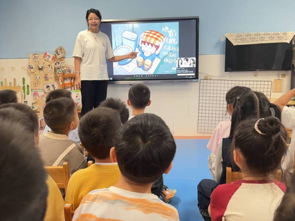 2d515b6ac0d74f869b280a954816c63f.jpg 2d515b6ac0d74f869b280a954816c63f.jpg