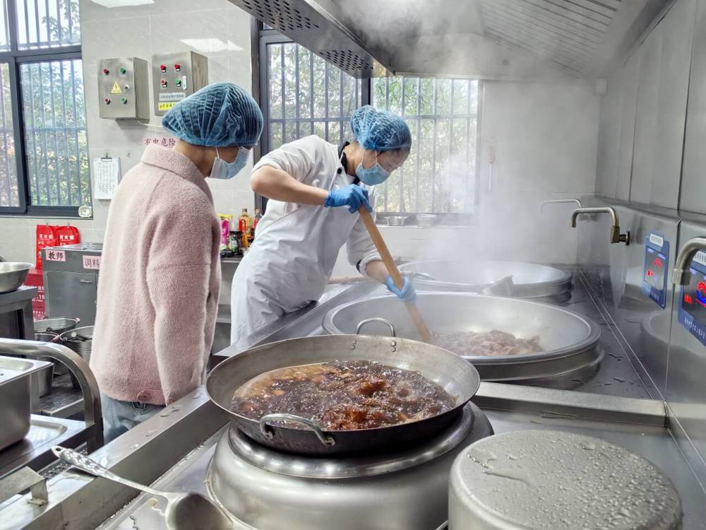 c534f068ac7e474495531b9f83b7b3be.jpg c534f068ac7e474495531b9f83b7b3be.jpg